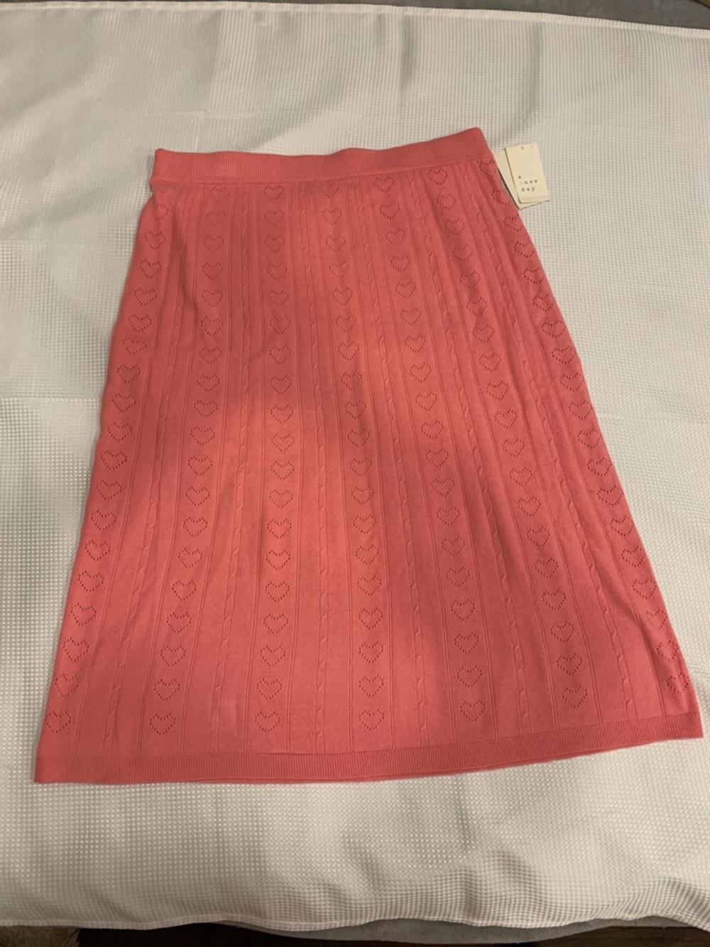 Coquette girl fairy 🧚‍♂️ pink Knit Midi Skirt with Heart Pattern cozy fuzzy warm
